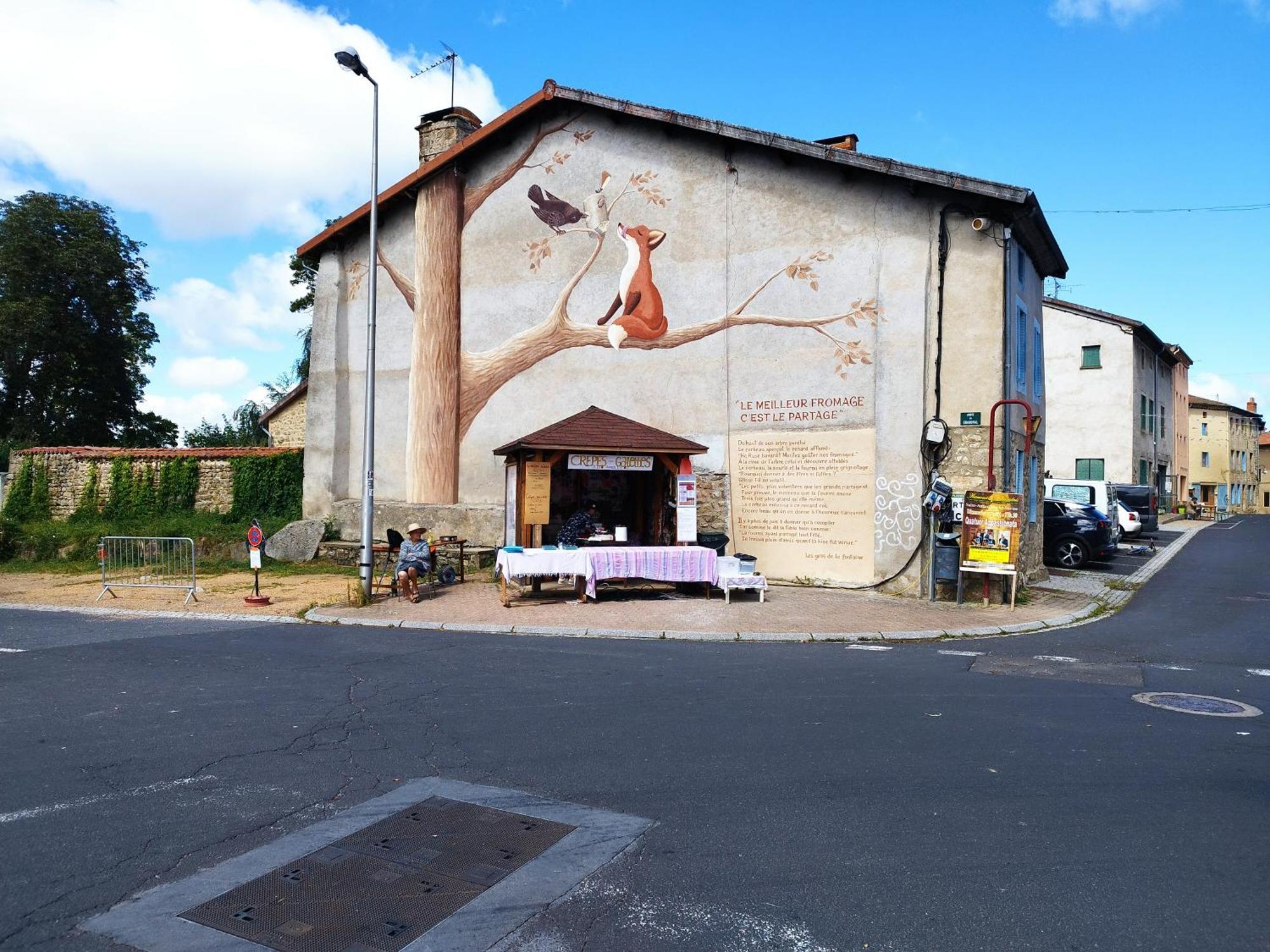 Jolie Maison De Bourg Tout Equipee 10Km D'Ambert Saint-Amant-Roche-Savine Phòng bức ảnh